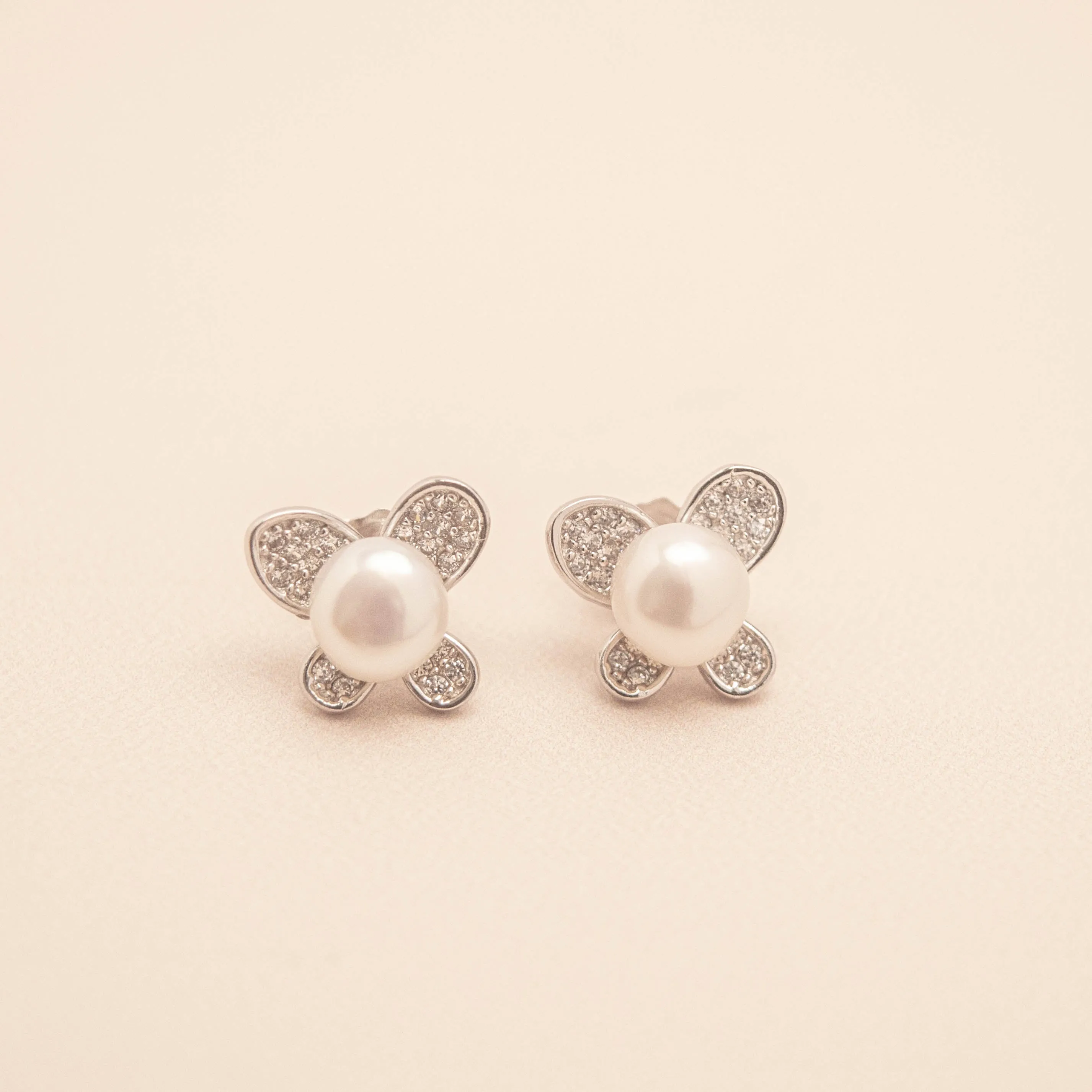 Athalia Pearl Stud Earrings