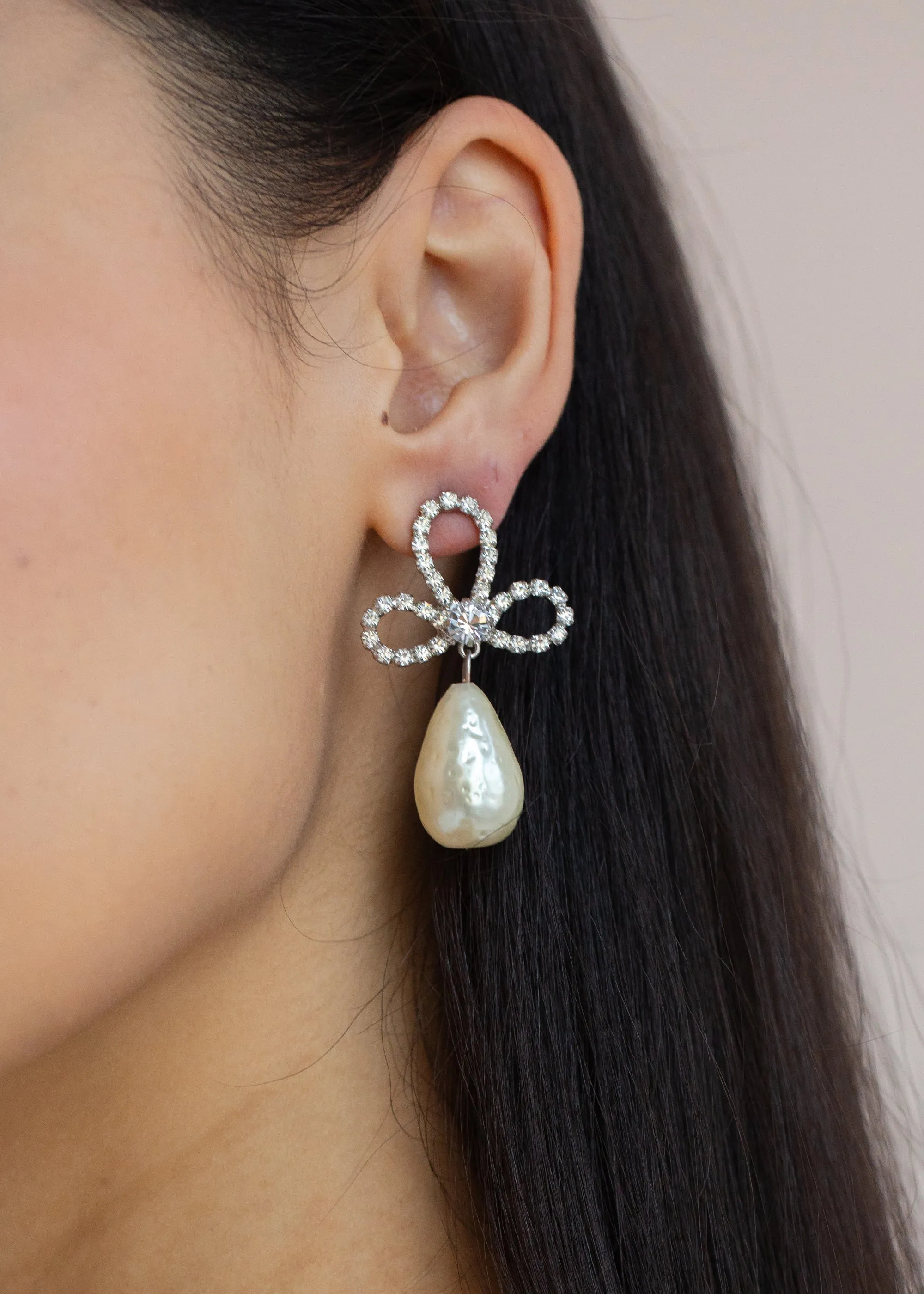 Devina Earrings -- Crystal Pearl