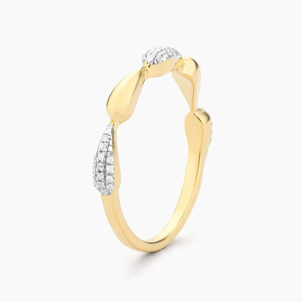 Ella Stein Raindrops Falling Stackable Ring in Gold - Size 6