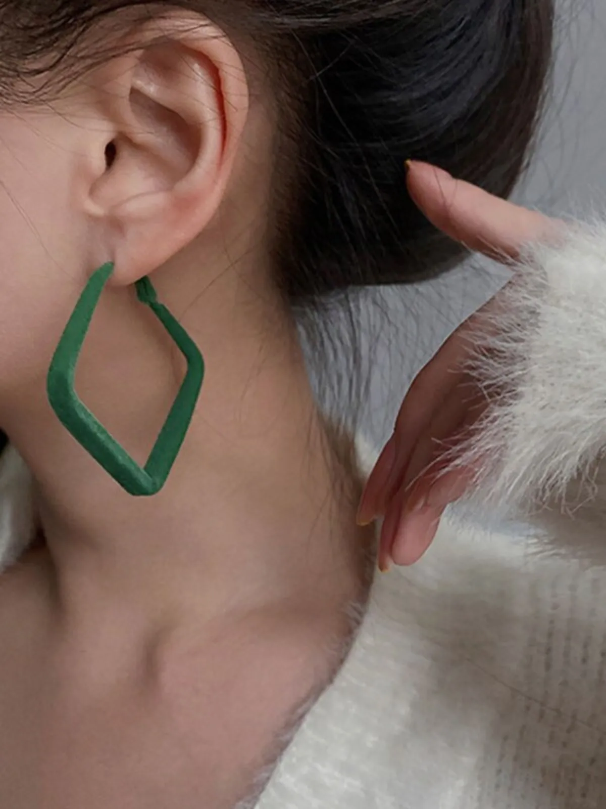 Enchanting Emerald Square Hoop Velvet Earrings