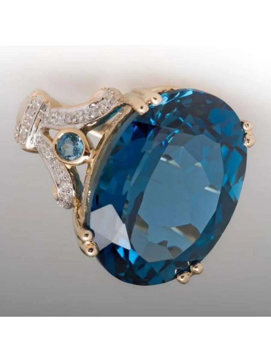 Exquisite Clear Blue Oval Large Inlaid Women's Ring