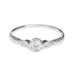 Milano Minimal Dainty Diamond Ring