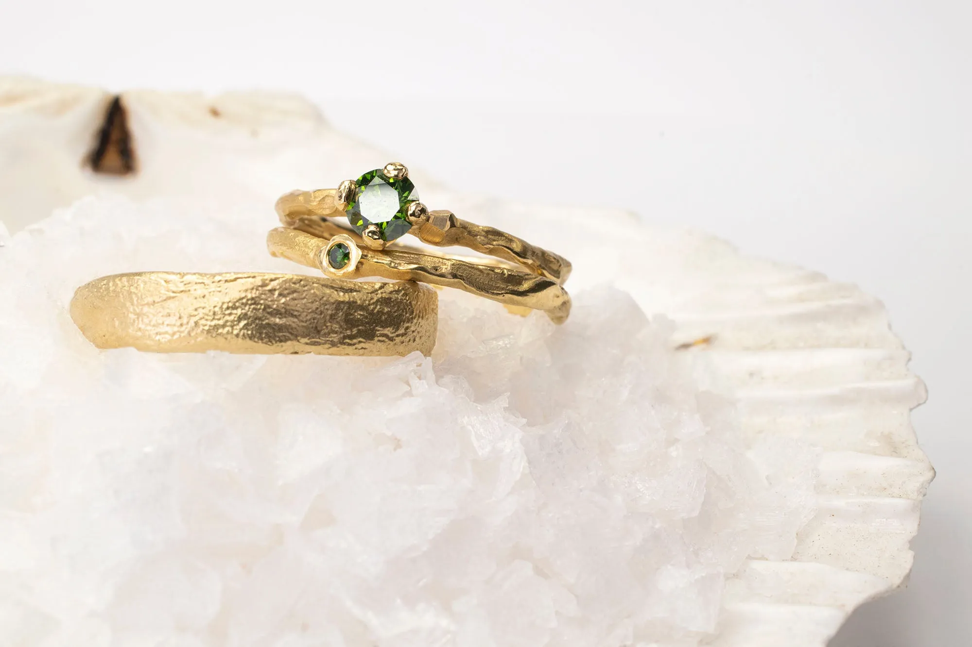 Miss Twiggy ring Solitair - Style N°40 with 4 mm Forest Green Diamond