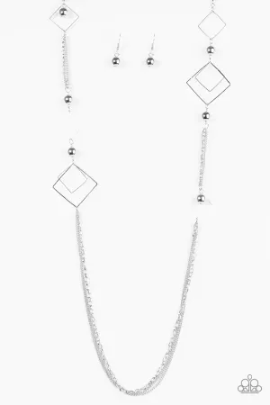 Paparazzi Necklace ~ A Fashionable Frame Of Mind - Silver