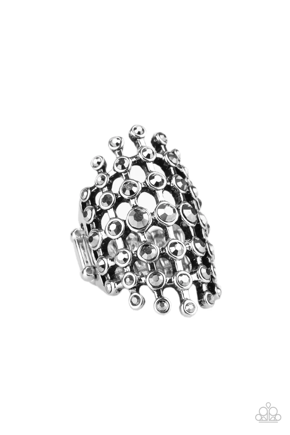 Paparazzi Ring ~ Fiercely Flashy - Silver