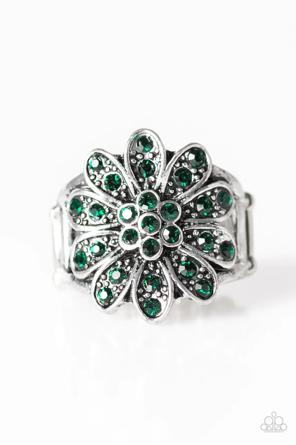 Paparazzi Ring ~ Peppy Perennial - Green