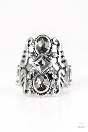 Paparazzi Ring ~ Tiki Twinkle - Silver