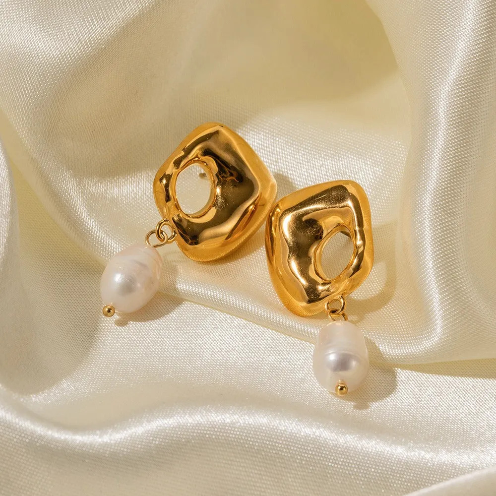 Pre Order:  Fresh Water Pearl Gold-Plated Earrings