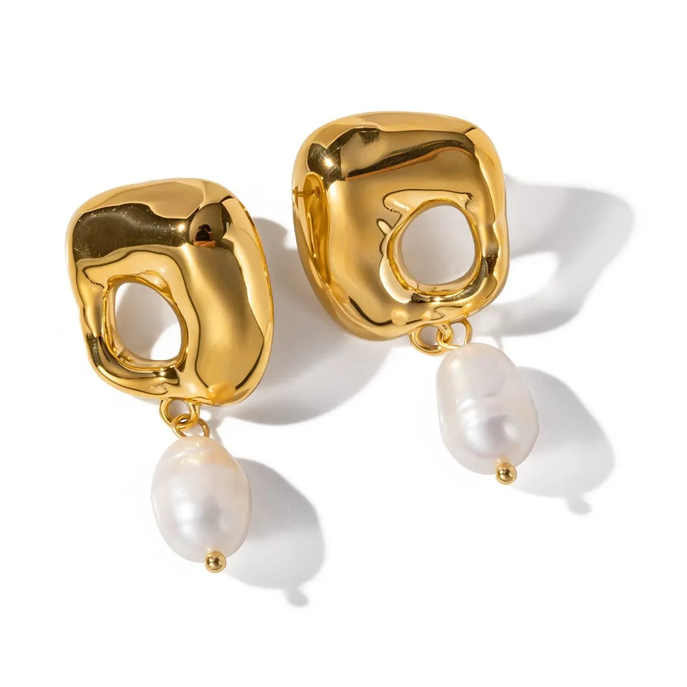 Pre Order:  Fresh Water Pearl Gold-Plated Earrings