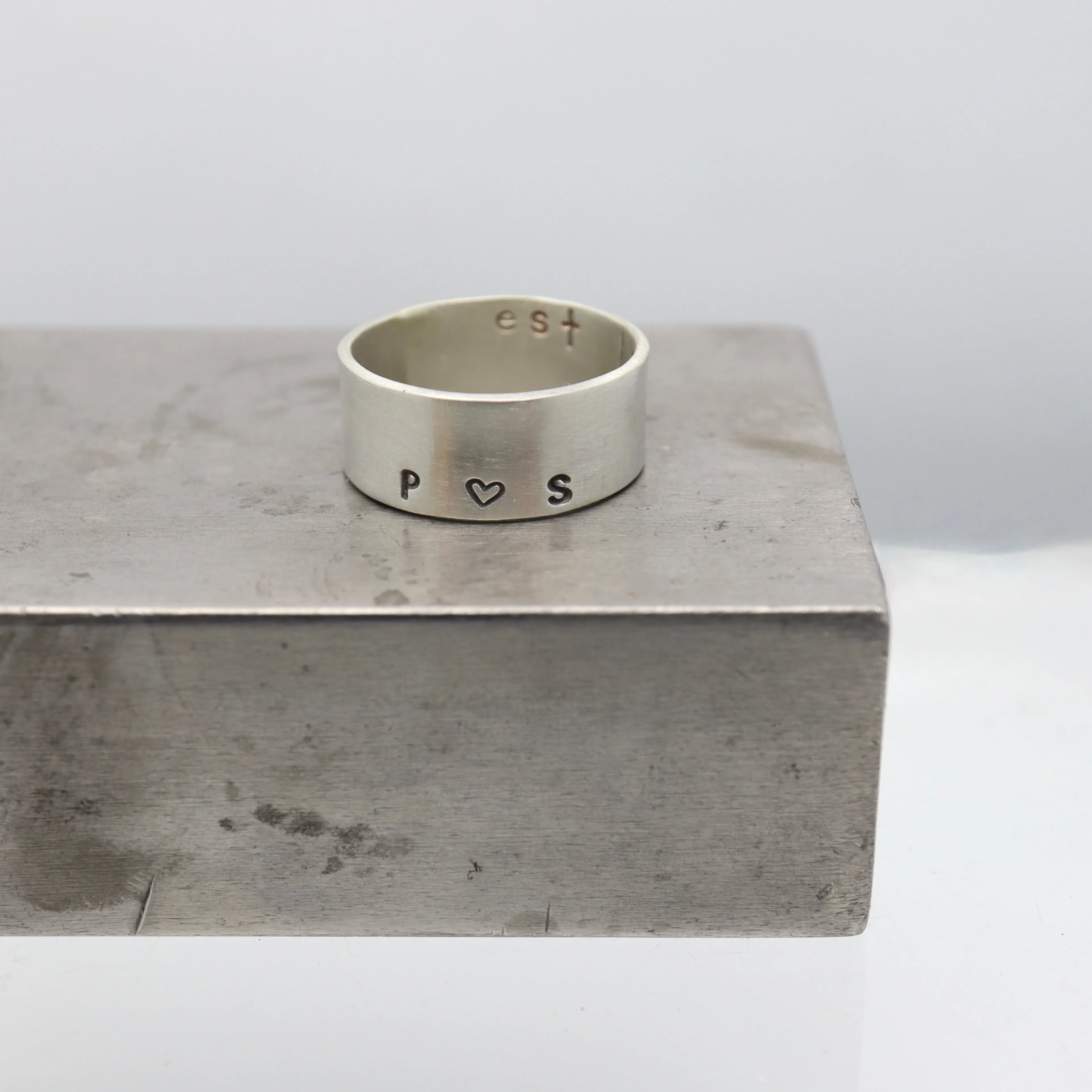 Sterling silver 8mm Ring