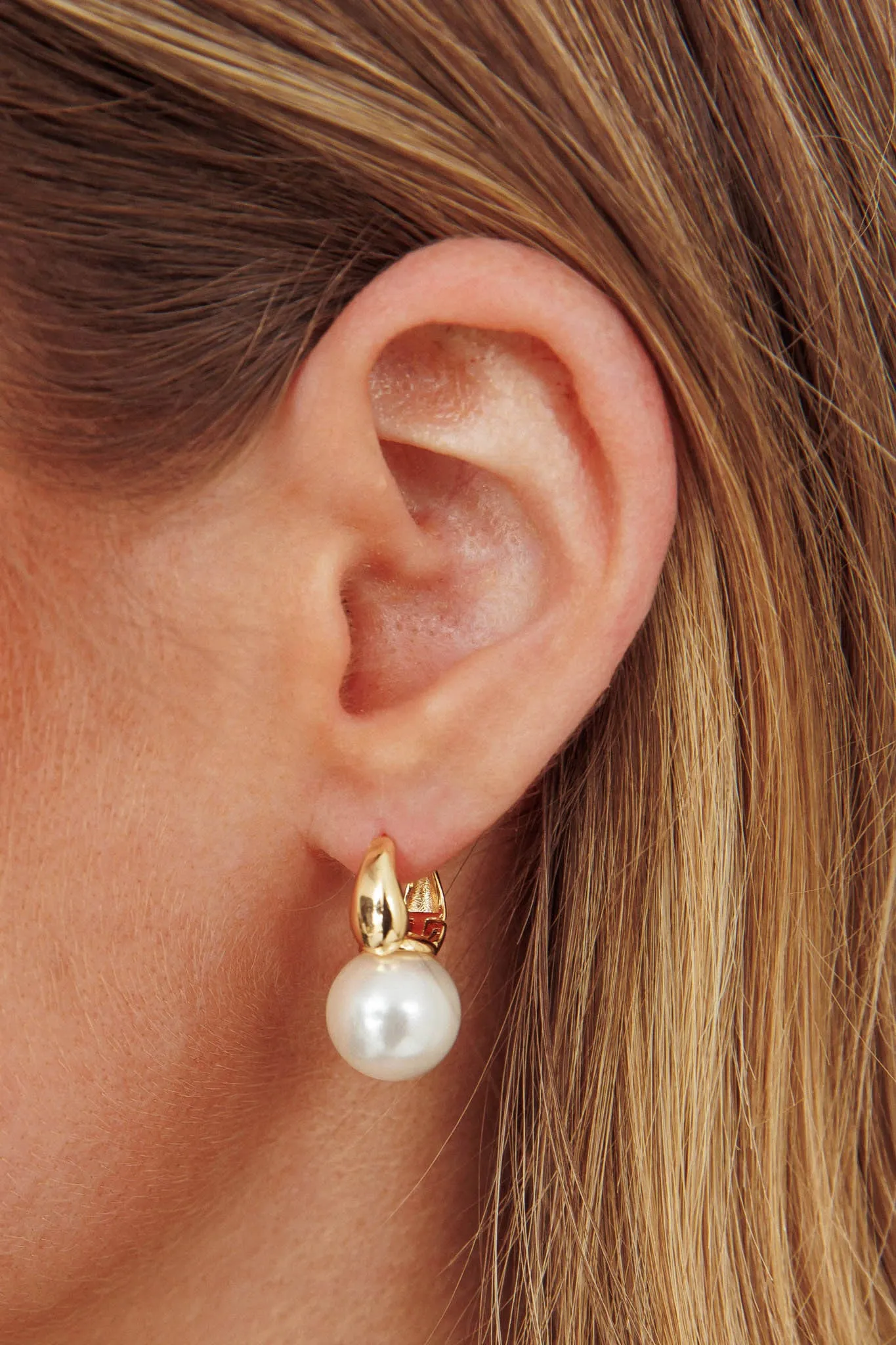 Taj Drop Pearl Earrings Gold