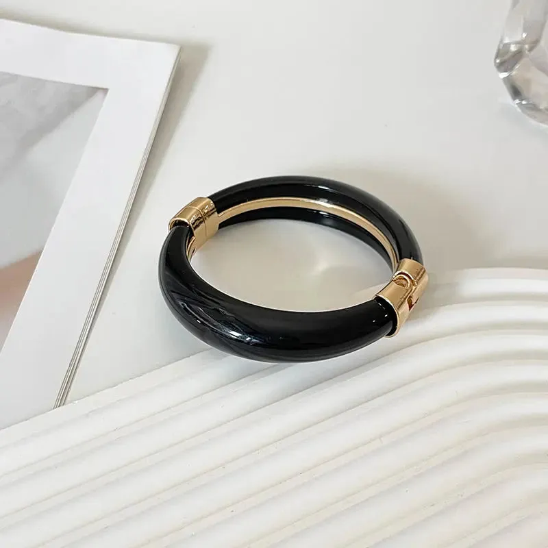 TEEK - Vintage Metal Luxury Bangle