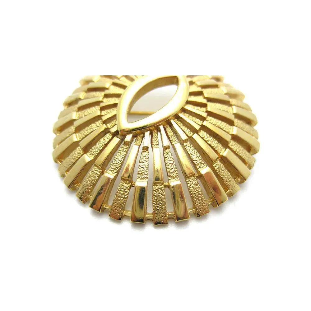 Vintage 1960's Designer Trifari Round Sun Brooch